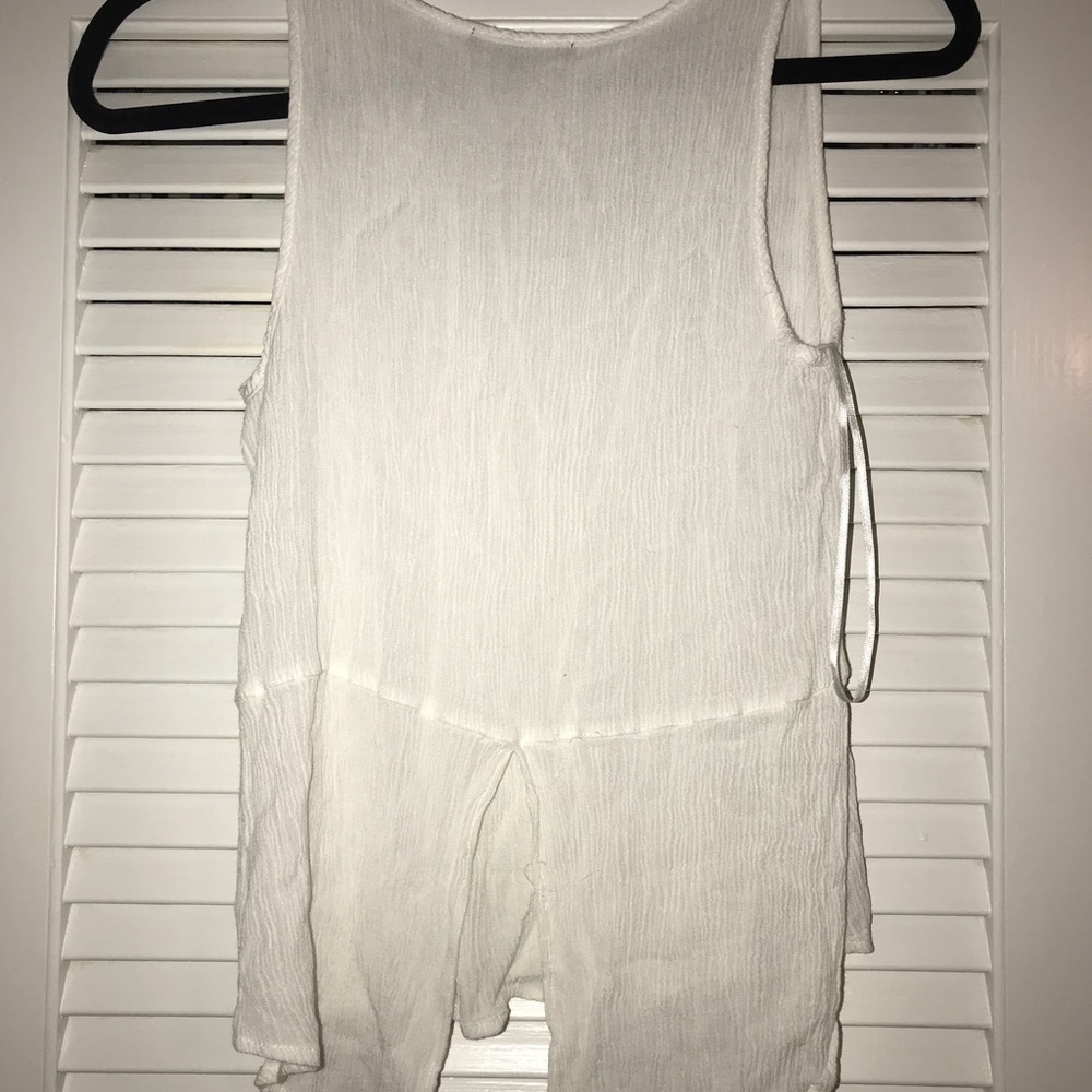 White tank